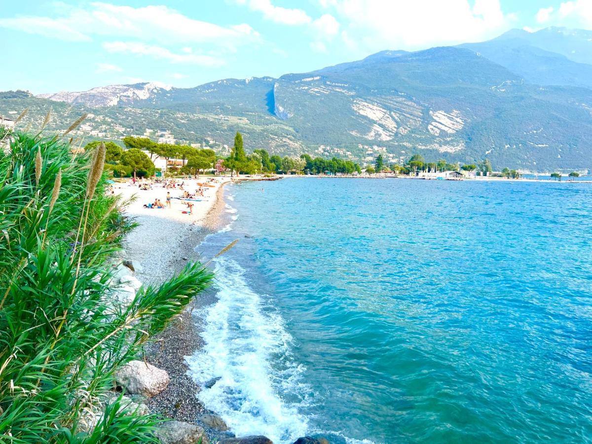 G-House Modernes Apartment Mit Tollem Ausblick Riva del Garda Eksteriør bilde
