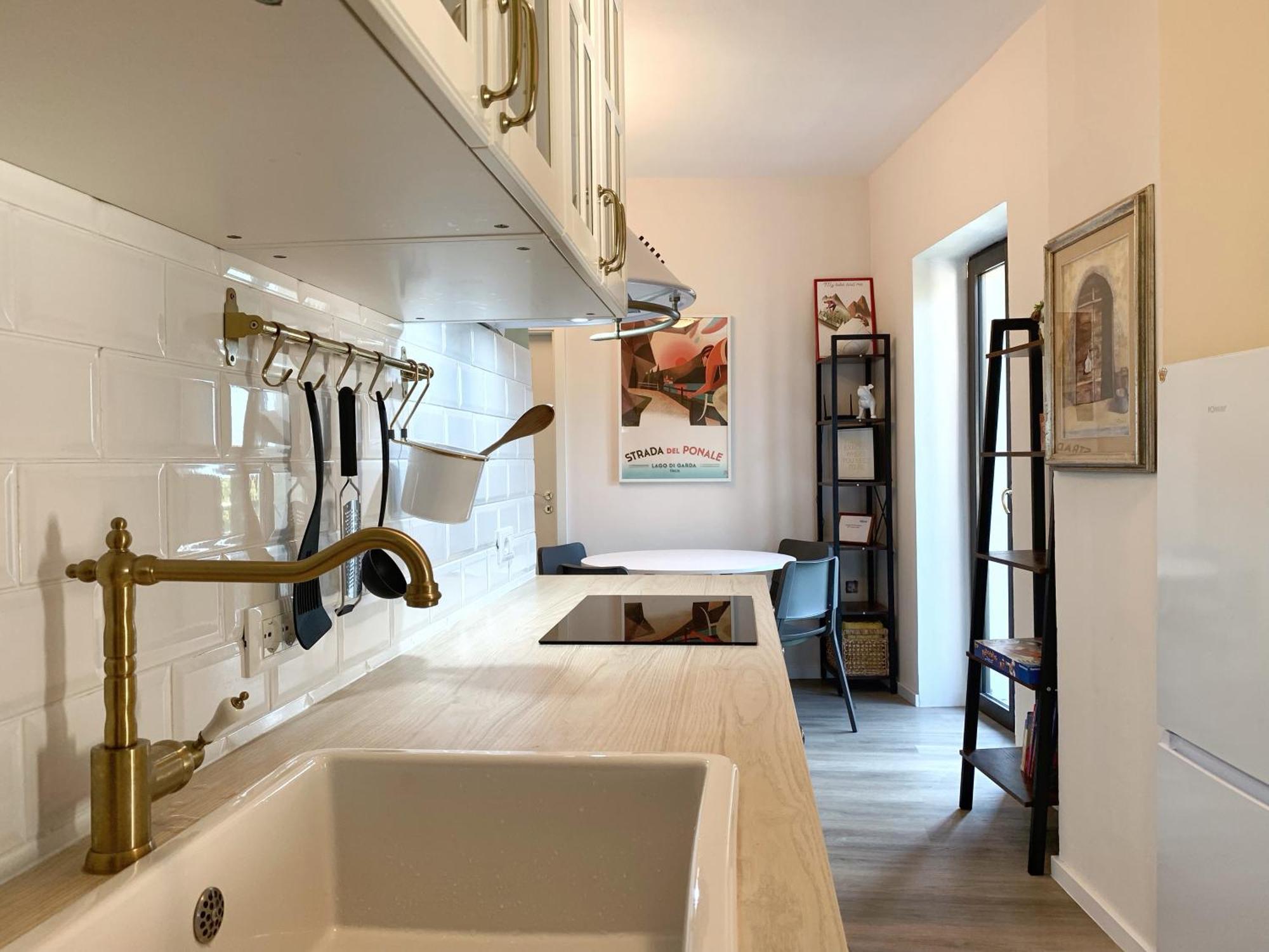 G-House Modernes Apartment Mit Tollem Ausblick Riva del Garda Eksteriør bilde