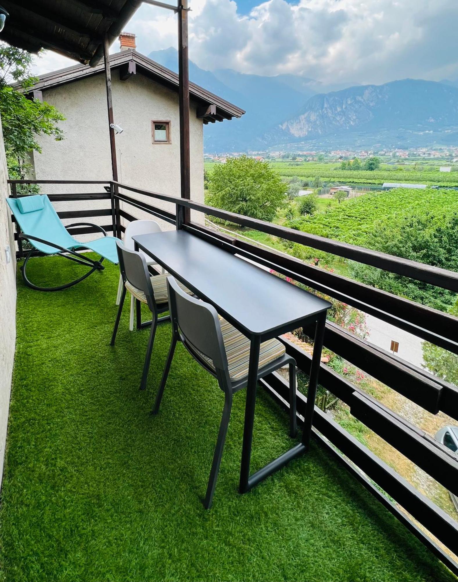 G-House Modernes Apartment Mit Tollem Ausblick Riva del Garda Eksteriør bilde